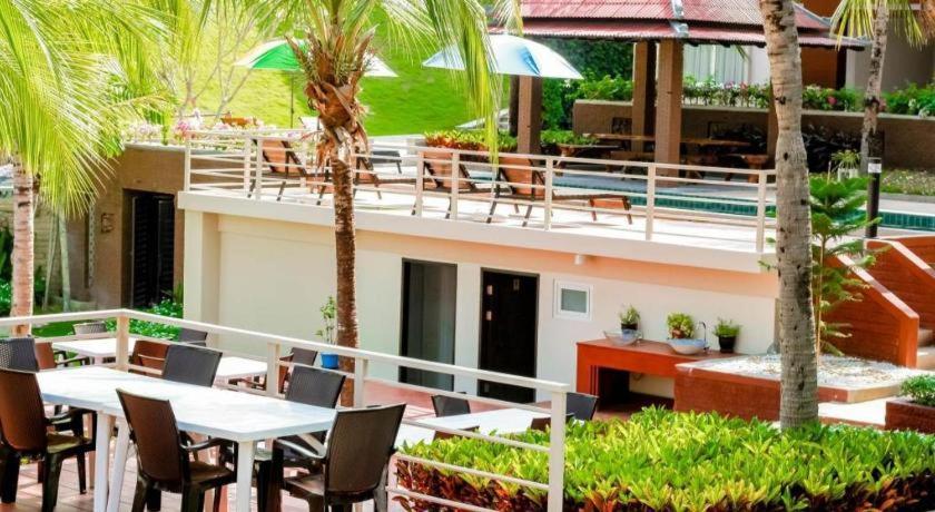 Royal Lee Resort And Spa Nai Yang Beach Eksteriør bilde